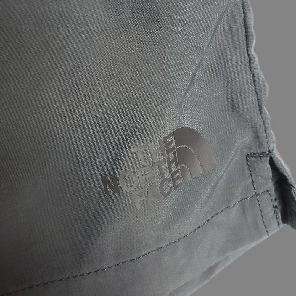The North Face Mens Nylon Lightweight Shorts Black Large